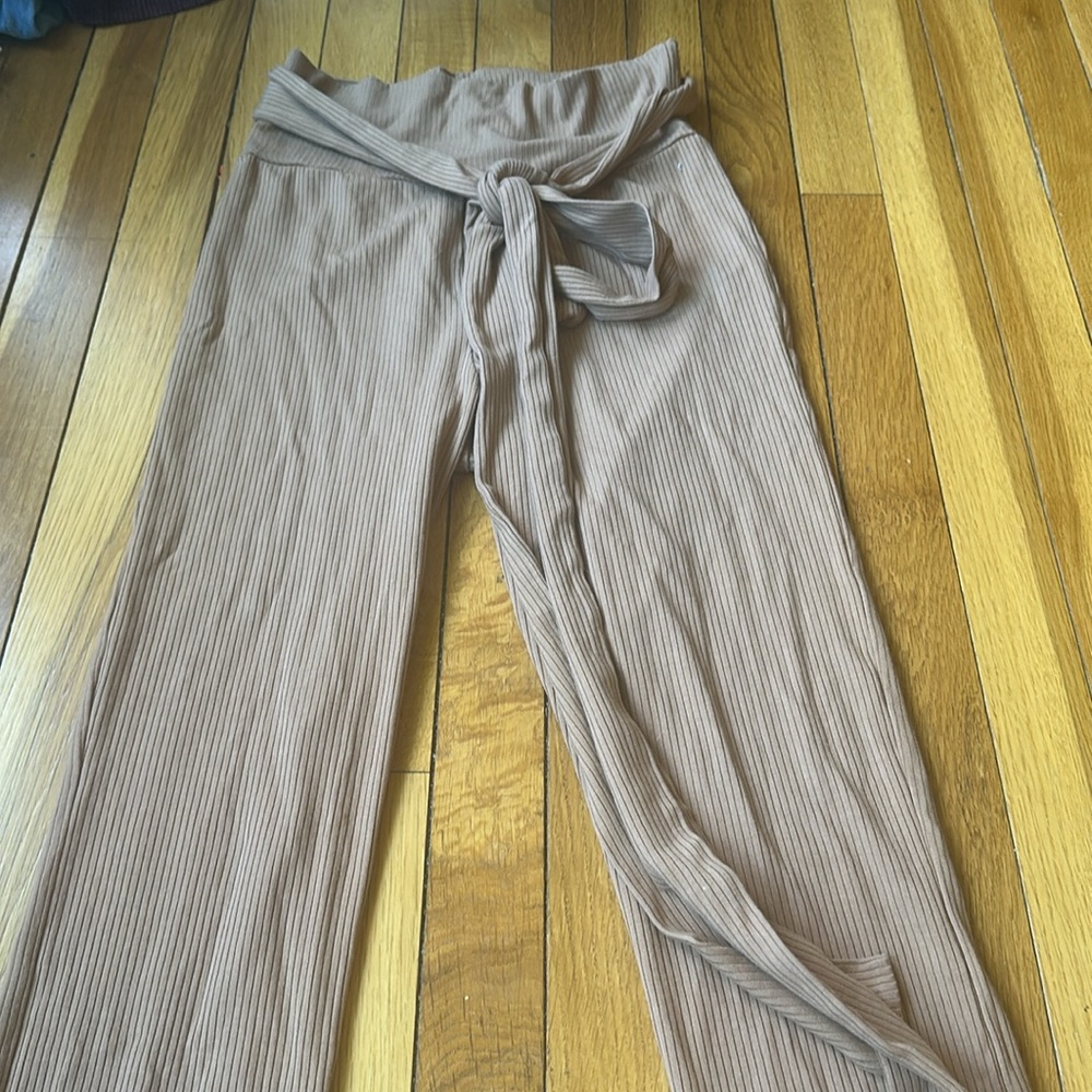 Reformation tie ribbed pant size small